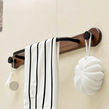 Elegant handdukshängare i valnöt och metall (sugproppsmontering)