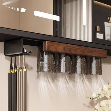 Vägghängd tandborsthållare i valnöt med magnetiska muggar