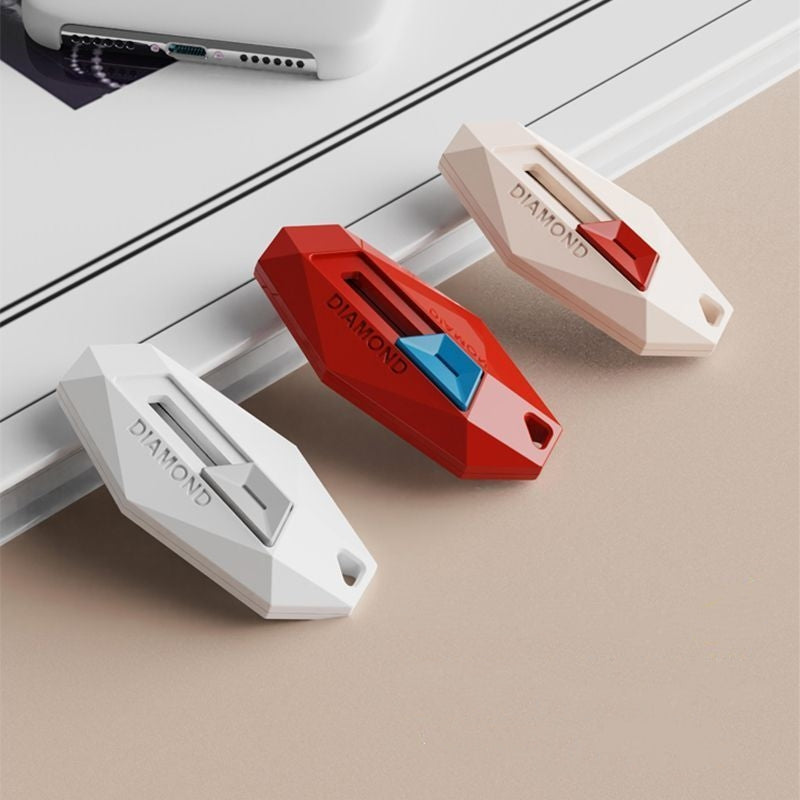 Säkerhetskniv "Diamond" – Stilren & Magnetisk Paketöppnare