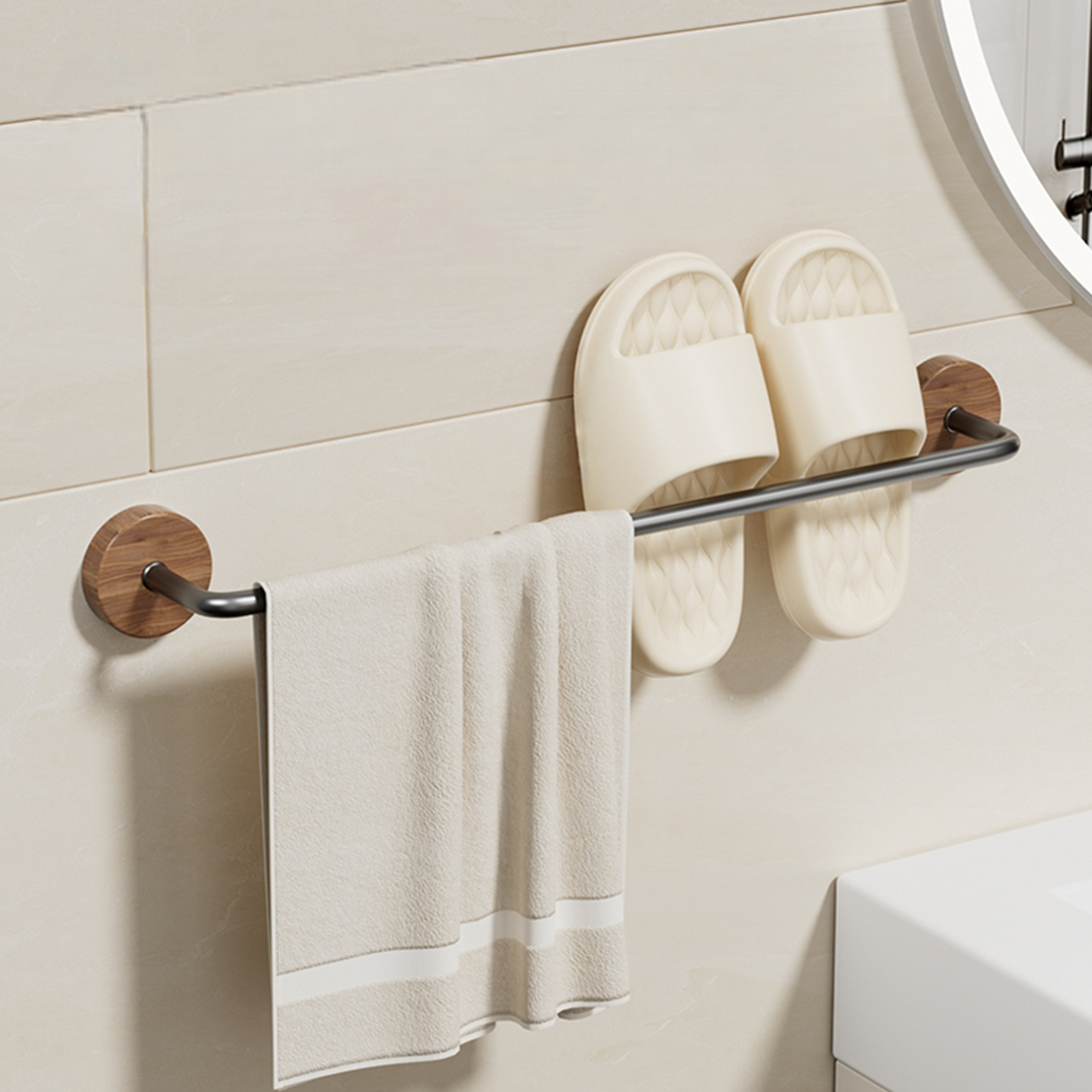 Minimalistisk handdukshängare i valnöt och metall (borrfri)