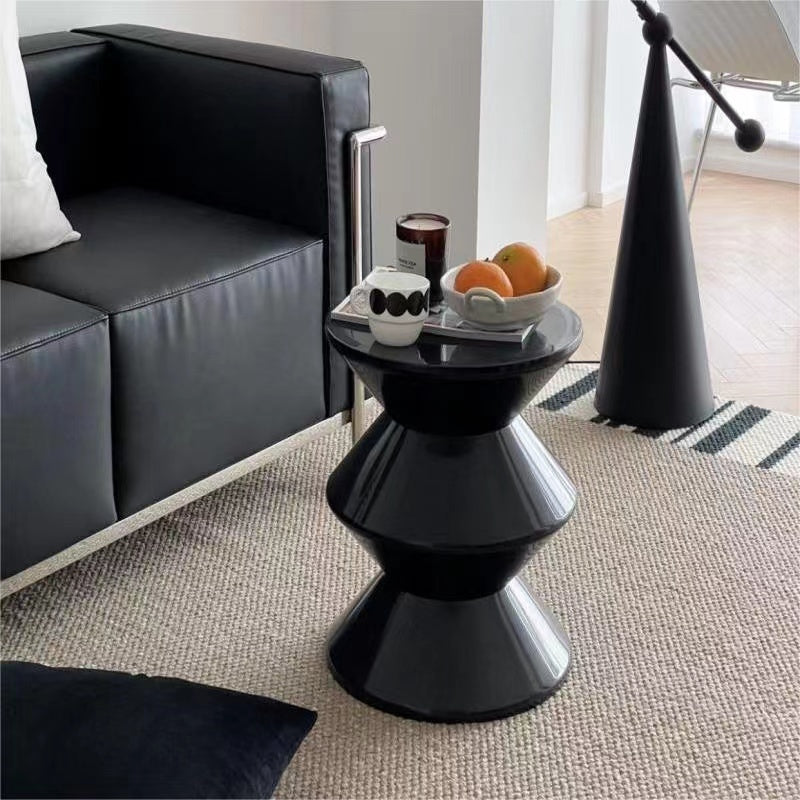 Nordisk enkel plastbar stol