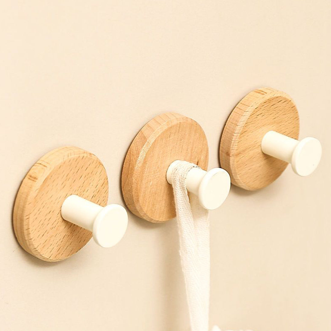 Minimalistiska Runda Väggkrokar i Bokträ